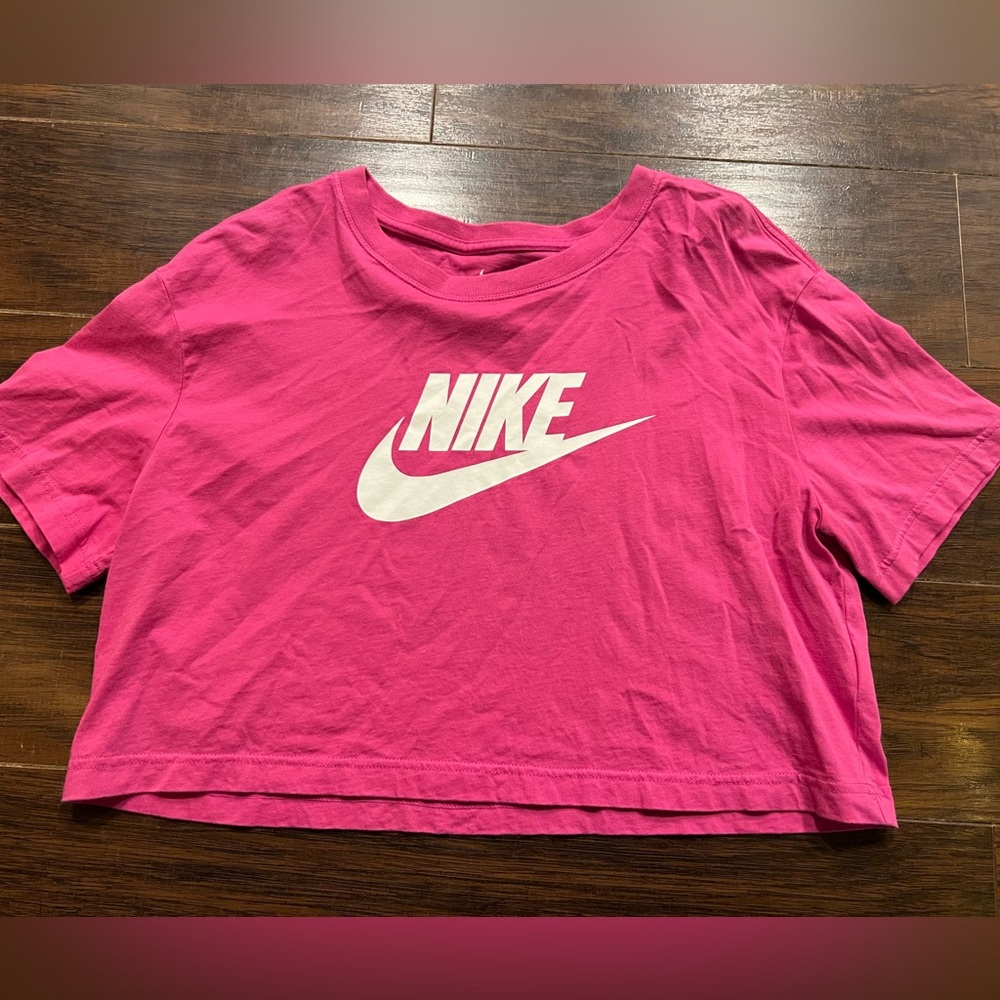 Nike Pink Cropped Tee